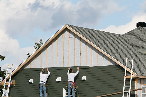 Professional Wood Siding technician working in Corning, OH